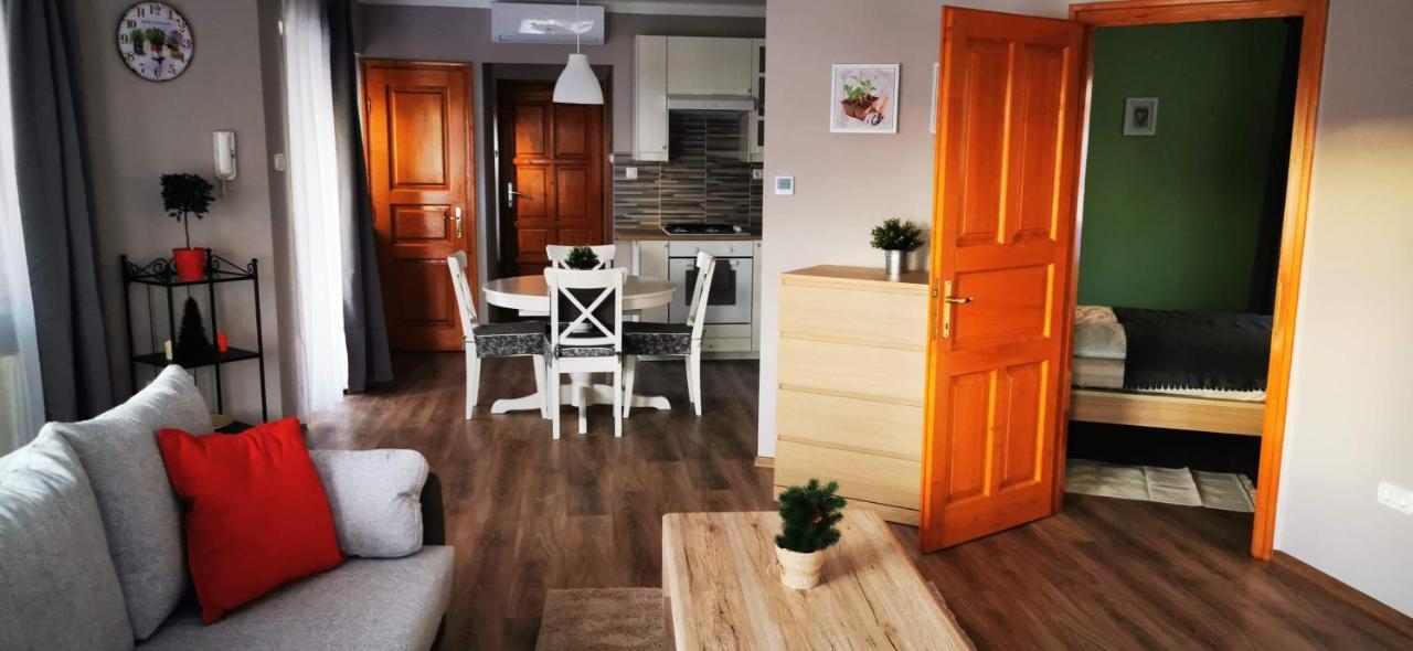Pannonia Apartman Эстергом Экстерьер фото