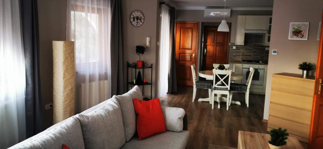 Pannonia Apartman Эстергом Экстерьер фото