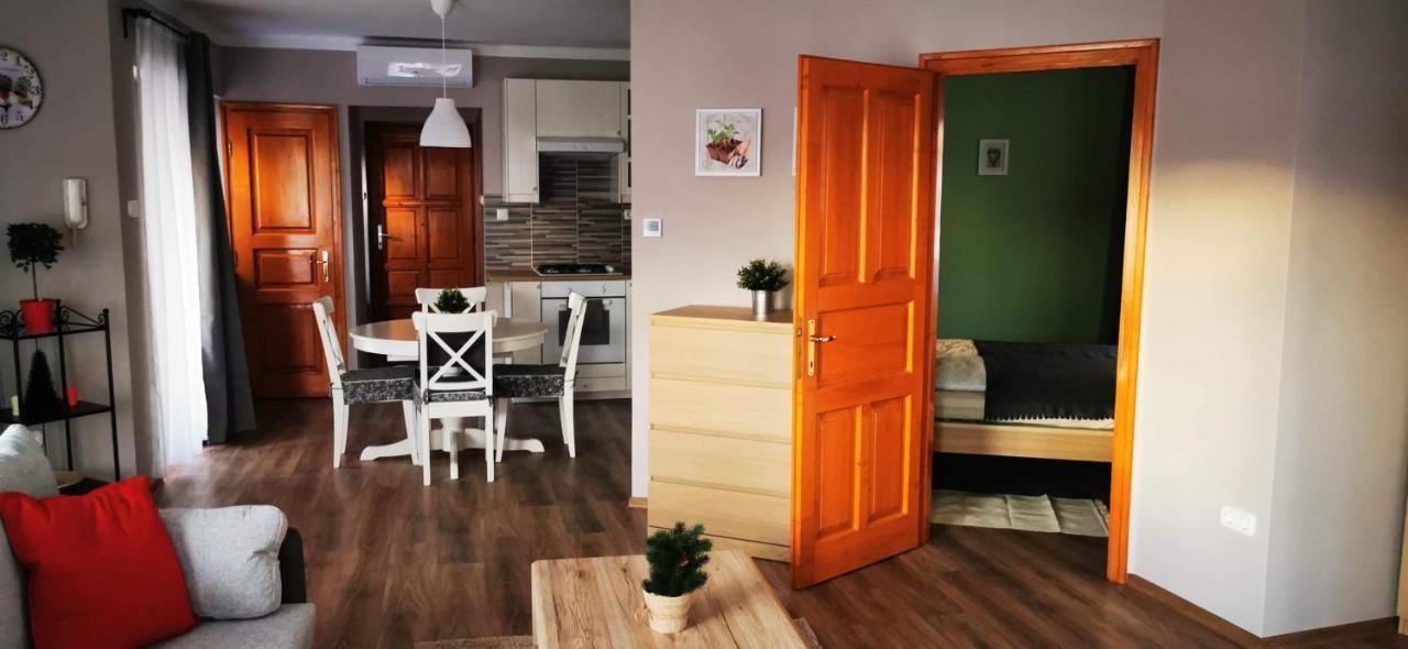 Pannonia Apartman Эстергом Экстерьер фото