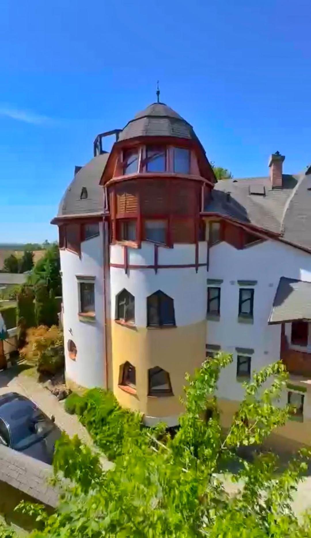 Pannonia Apartman Эстергом Экстерьер фото